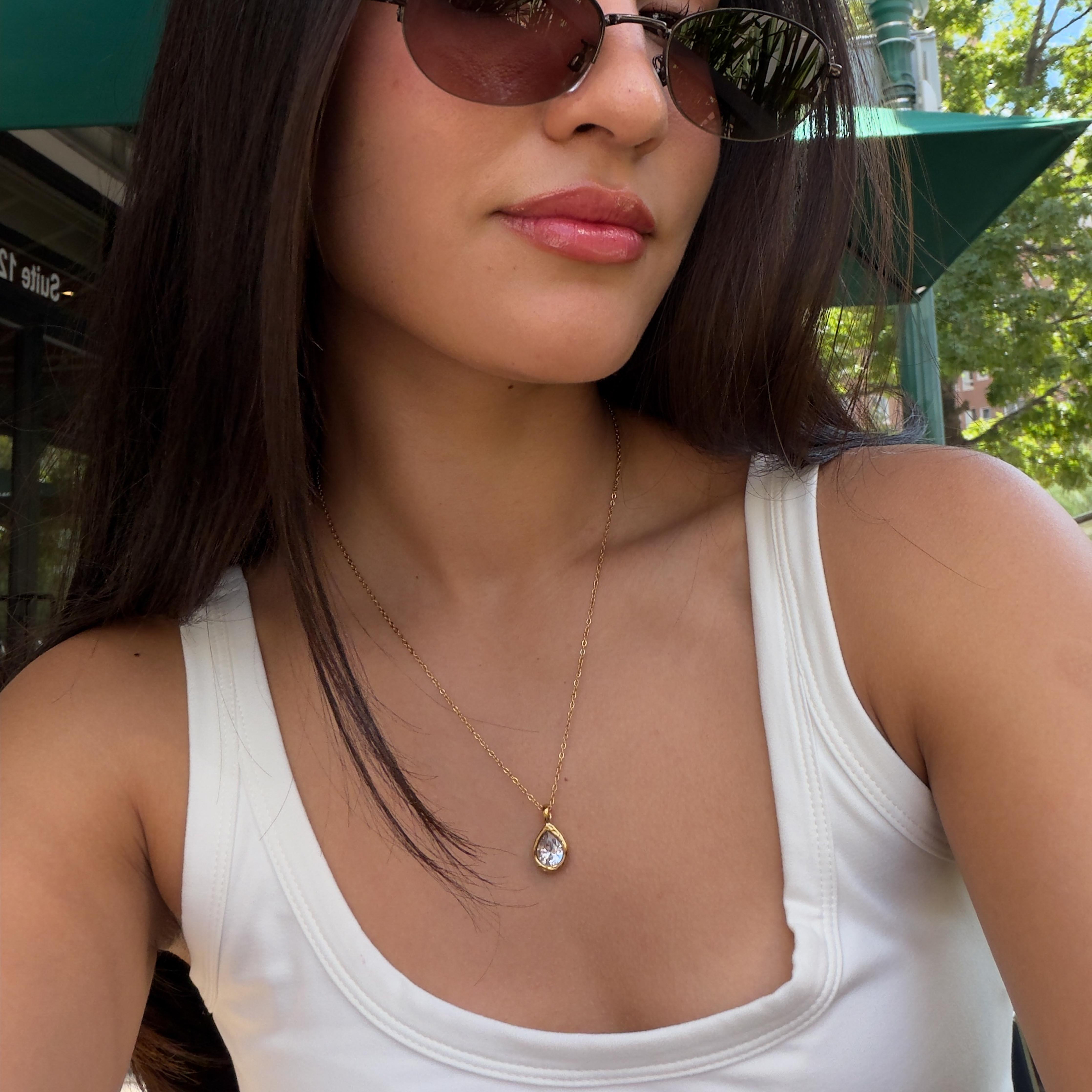Comprar Collar Cristale Pear en Joyería Chabacano